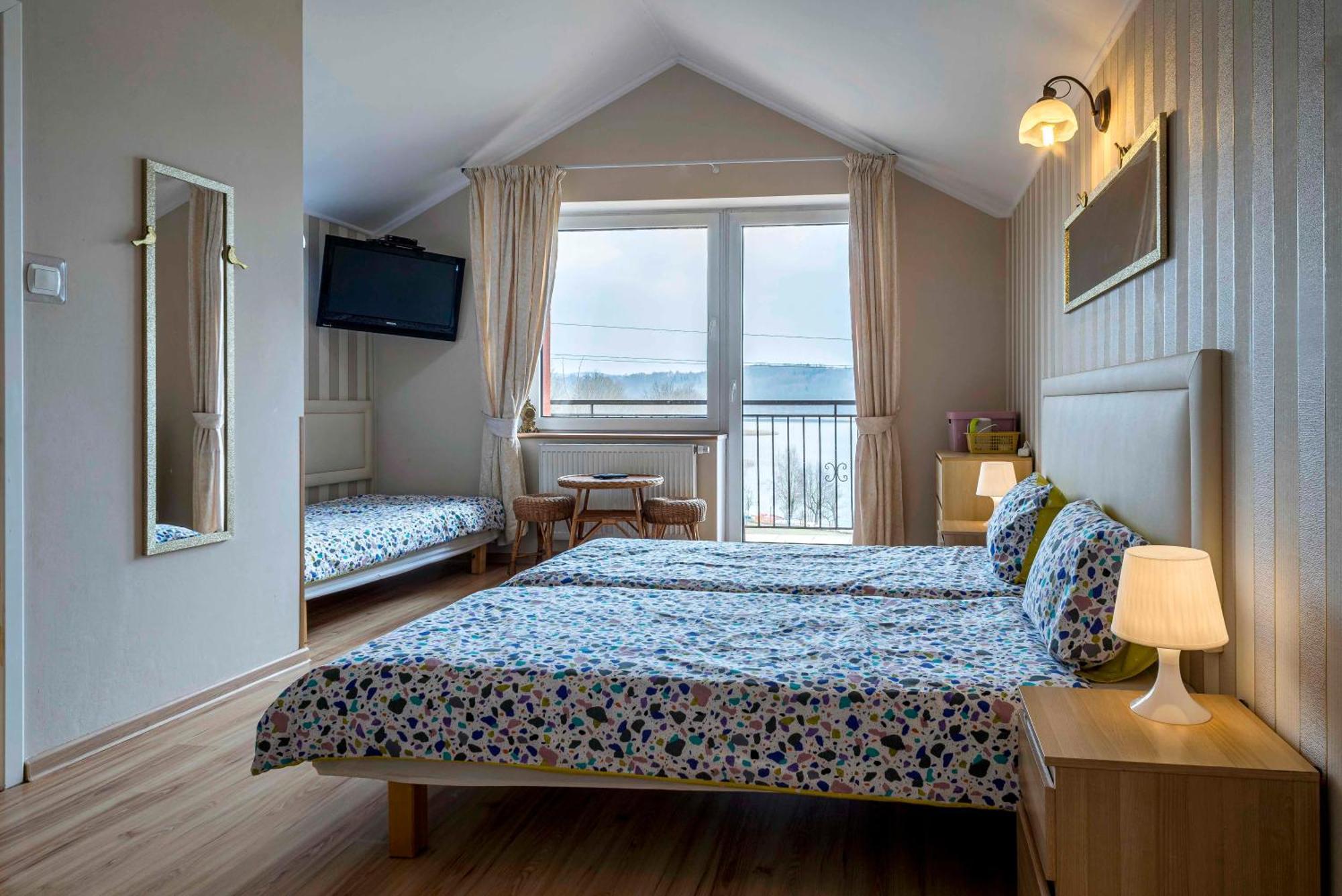 Pensjonat Nad Jeziorem Lakeside Brodnica Dolna Exterior foto
