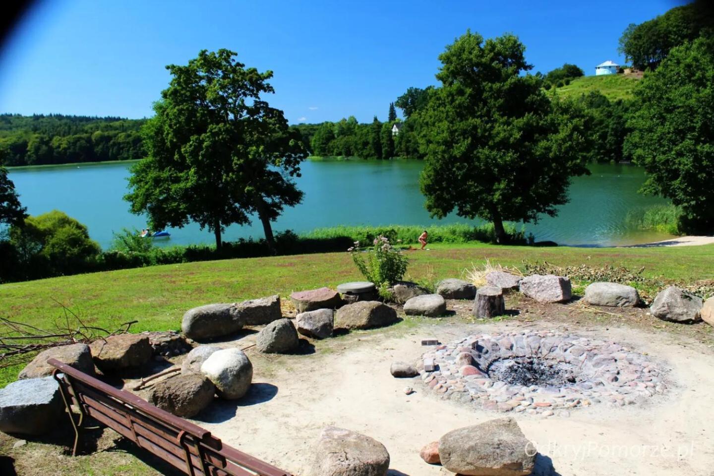 Pensjonat Nad Jeziorem Lakeside Brodnica Dolna Exterior foto